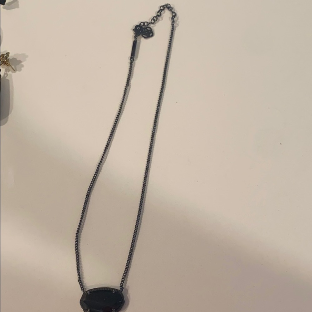Kendra Scott Necklace